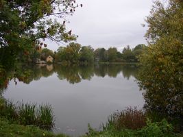Mratínský potok 1-Nádrž v Hovorčovicích 7.10.04 (6).jpg